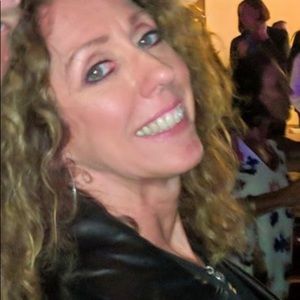 Meet your Posher, Diane